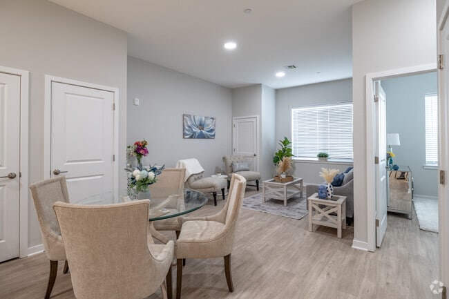 1BR, 1BA w/Den - 852SF - Dining/ Living Room