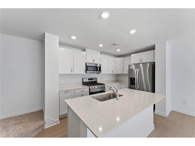Photo - 15011 Adare Way
