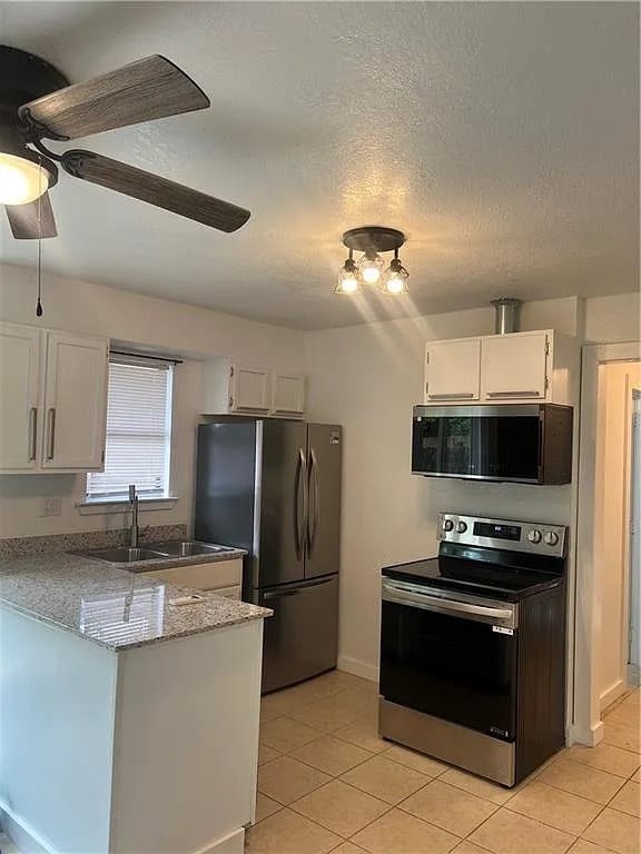 Building Photo - 737 N 12th St Unit D