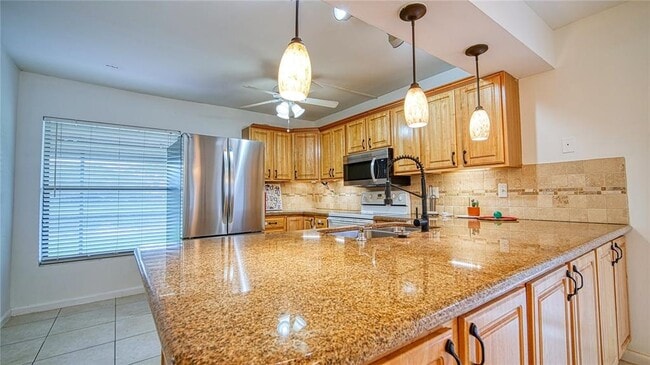 Photo - 11101 SW 15th Mnr
