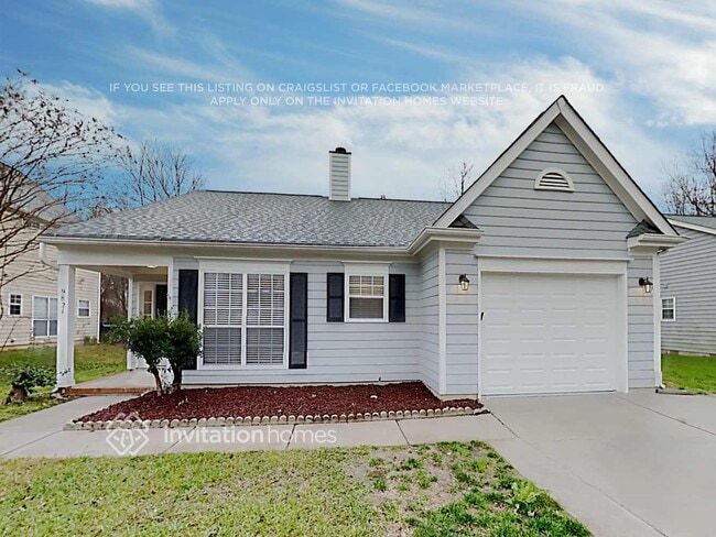 Building Photo - 9821 Stephen Thompson Ln