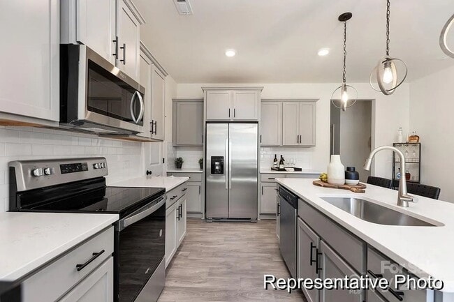 Photo - 3 Bedroom Townhome Near Lake Wylie