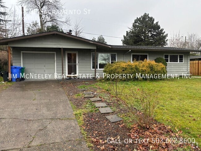 Building Photo - One Level Home in NE Portland's Russell Ne...