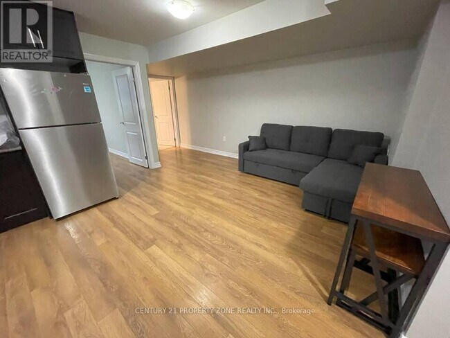 Photo - 77 Frenchpark Cir