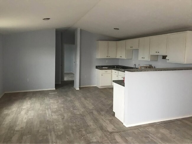 Photo - 25670 Brushline Rd