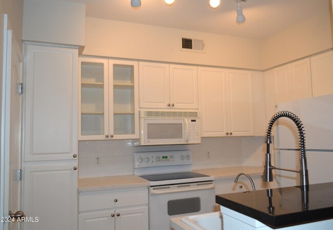 Photo - 1701 E Colter St Unit 263