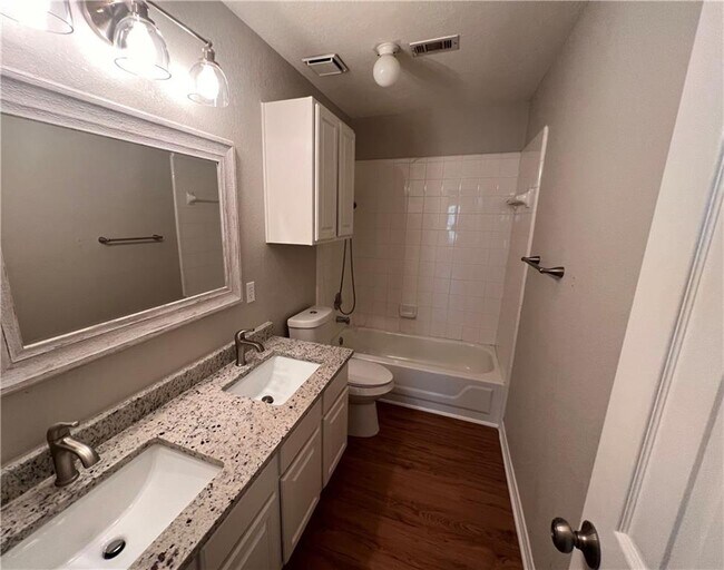 Photo - 4807 Whispering Valley Dr