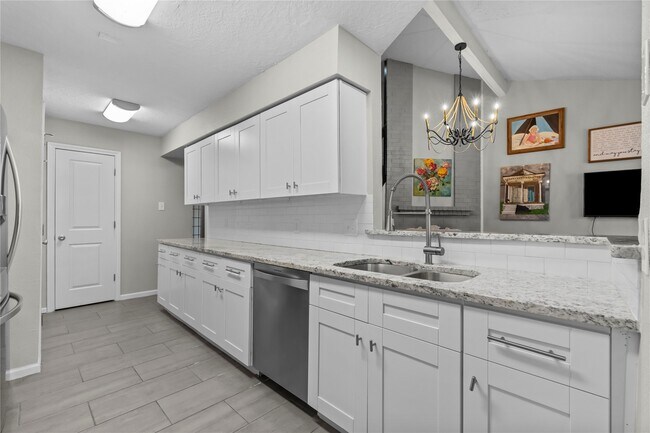 59 Hideaway Dr