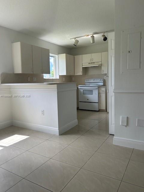 Photo - 925 NE 34th Ave Unit 204