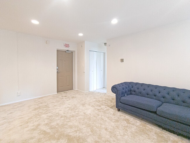 Photo - 4313 Knox Rd Unit 409