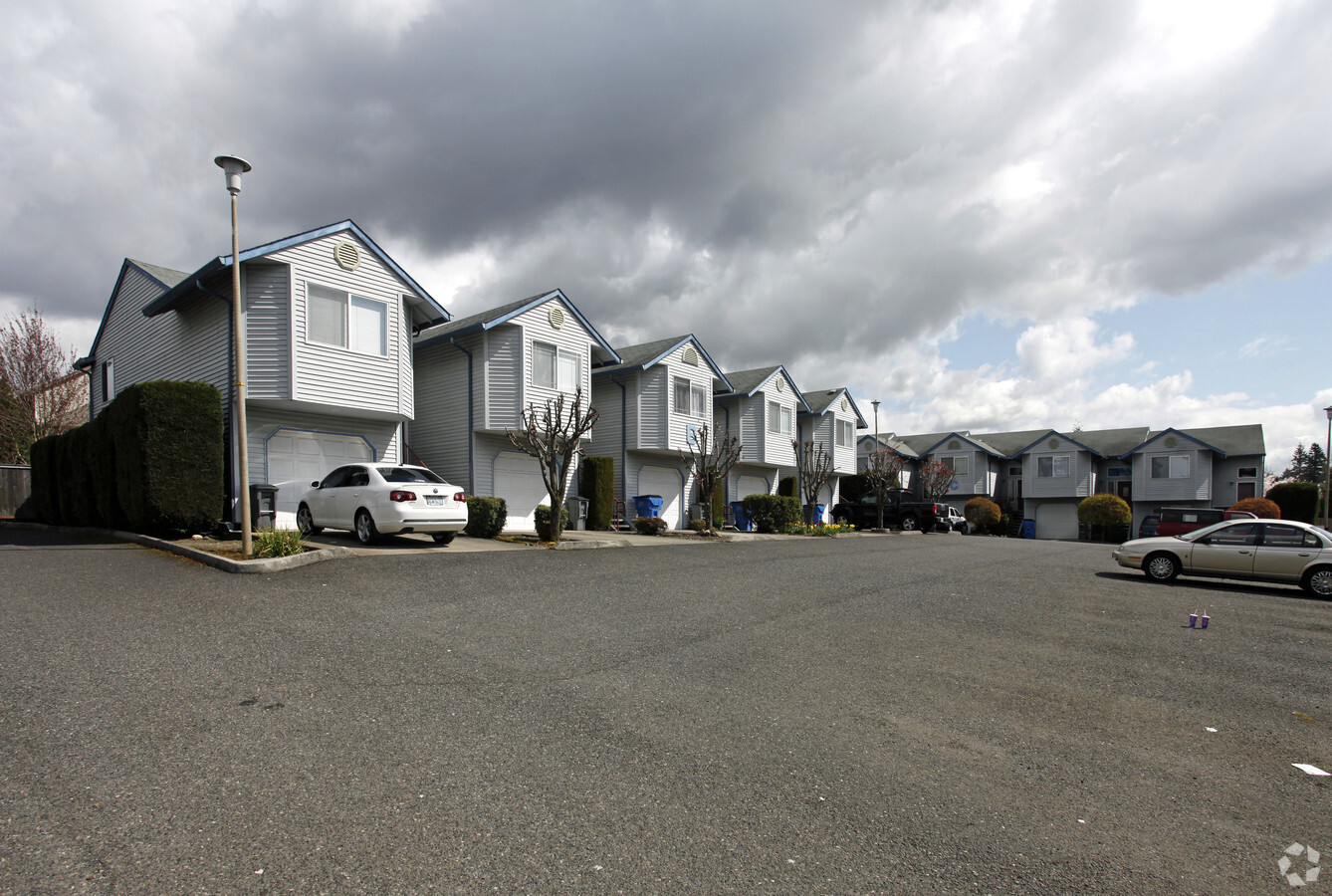 Photo - Ellsworth Gardens Apartments
