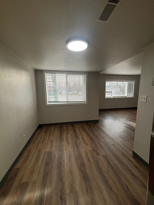 Photo - 1404 Toole Ave Unit #1