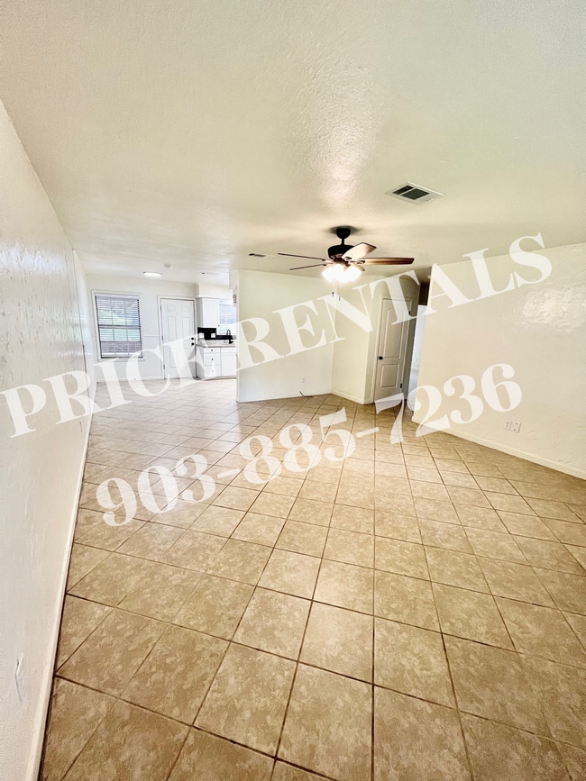 Building Photo - 624 Texas St Unit 624