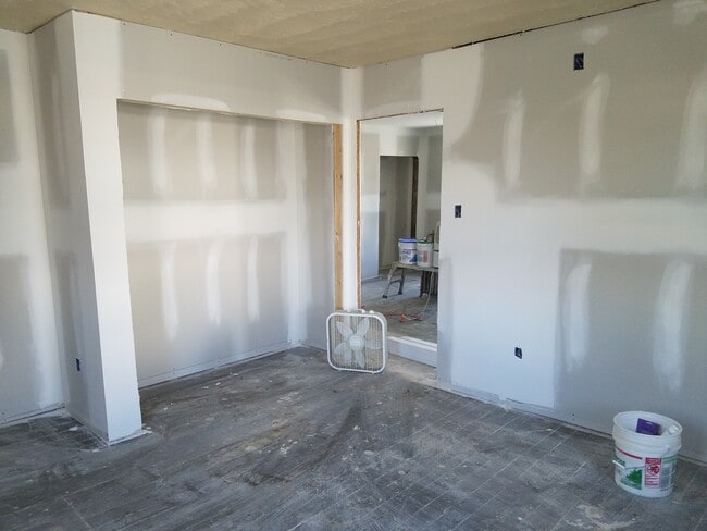 Photo - 1116 S Main St Unit APT 2