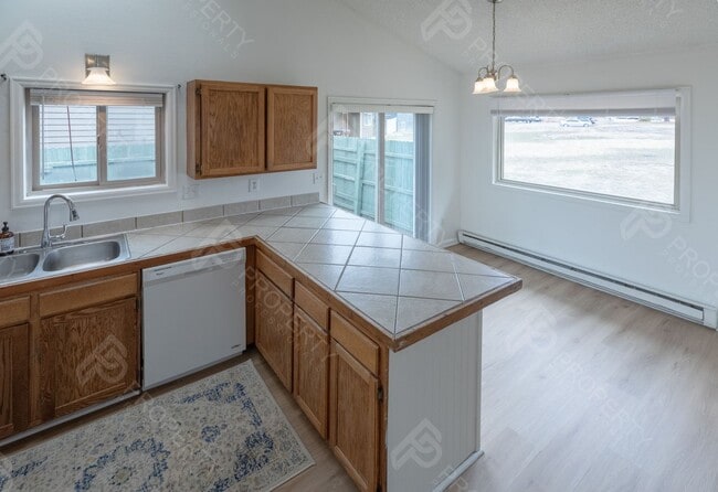 Photo - Single Family Home for Rent in Rifle