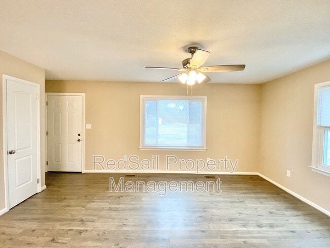 Photo - 6002 Old Chestnut Ave