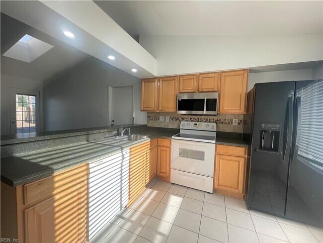 Photo - Modern Ranch Living in Indian Lakes - 3 Bedrooms, 2 Bathrooms