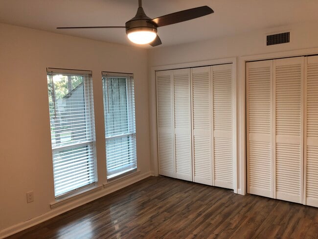 Photo - 250 Sugar Gum Ln Unit 261