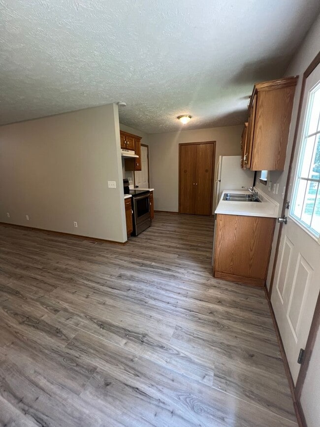 Photo - 3 bedroom/2 bath house with one car garage