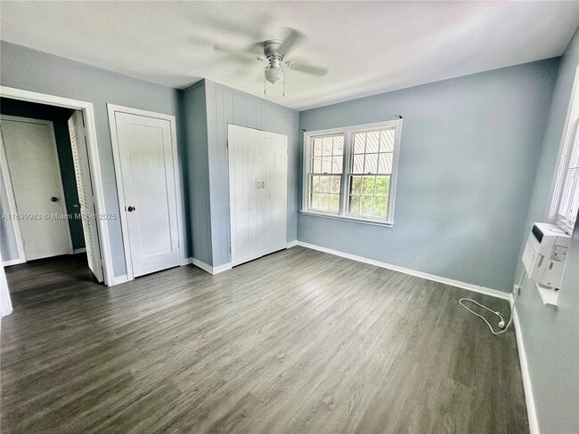Photo - 1260 NE 115th St Unidad 2