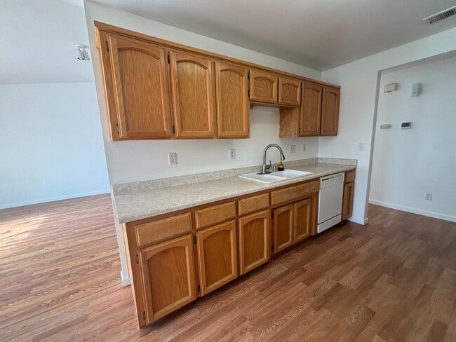 Photo - 813 Morton Ave