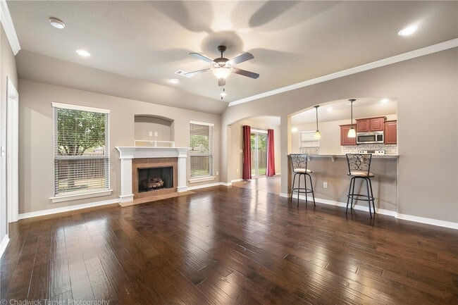 Photo - 6305 S 44th Pl