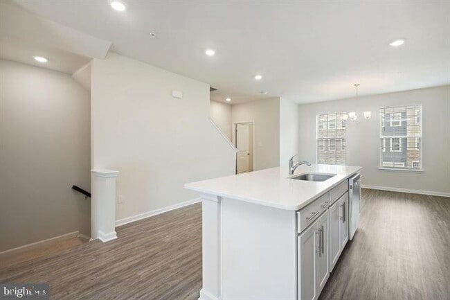 Photo - 1807 Kellington Ct