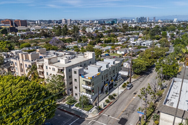 Building Photo - 2496 S Centinela Ave