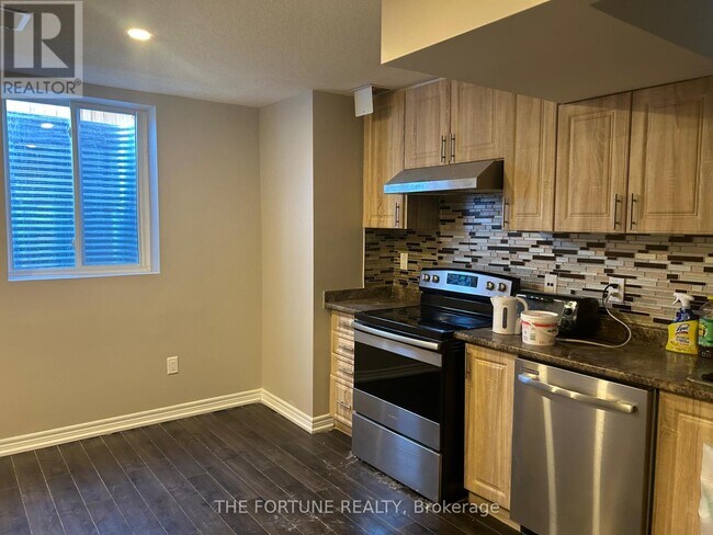 Photo - 90 Canary Cl