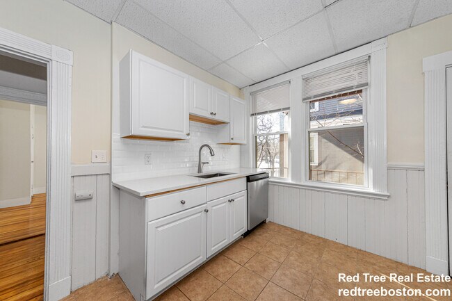 Photo - 42 Brackett St Unit 1