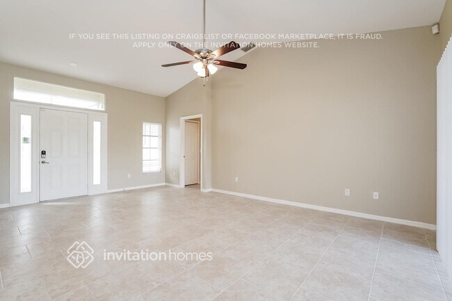 Photo - 23156 Hillsdale Ave