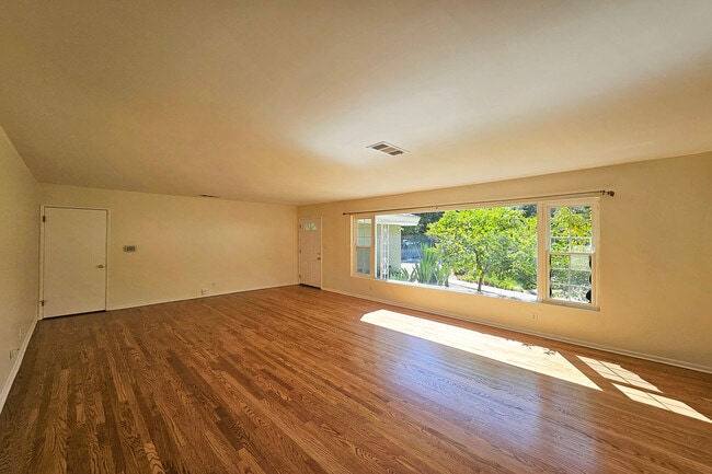 Photo - 3700 Glenwood Ave