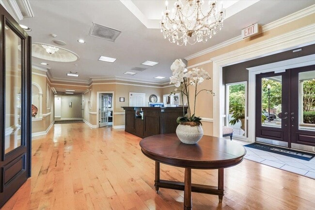 Photo - 5400 Park Ave