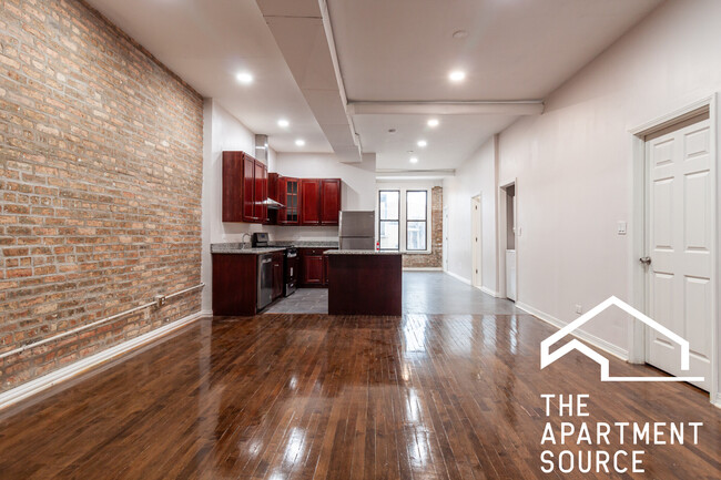 Photo - 3345 N Clark St Apartment Unit 3