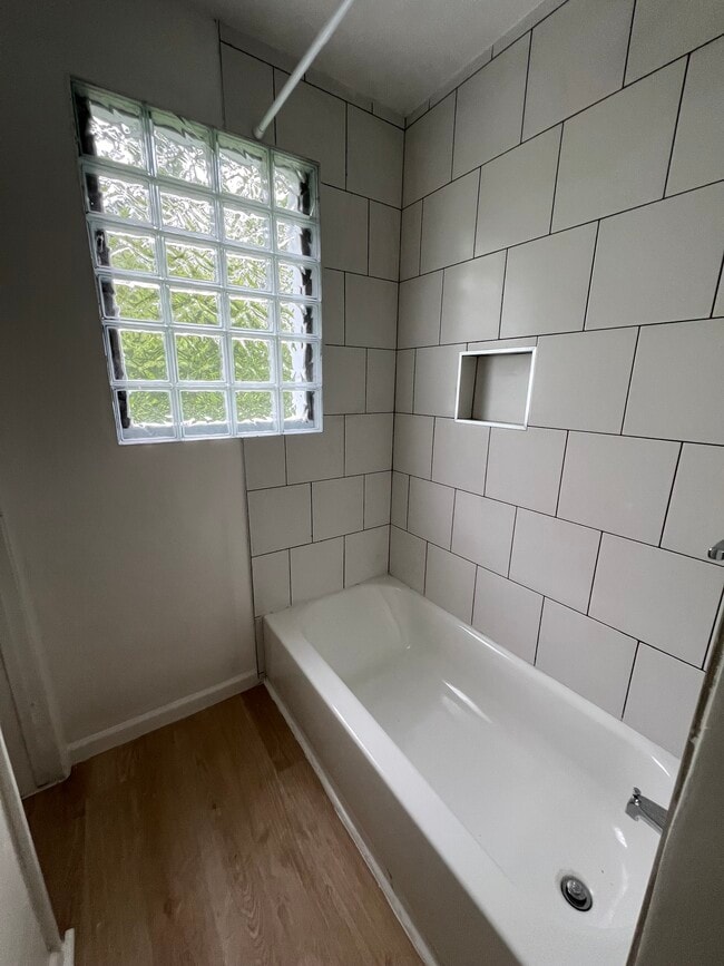 Photo - 3203 Tytus Ave Unit 3