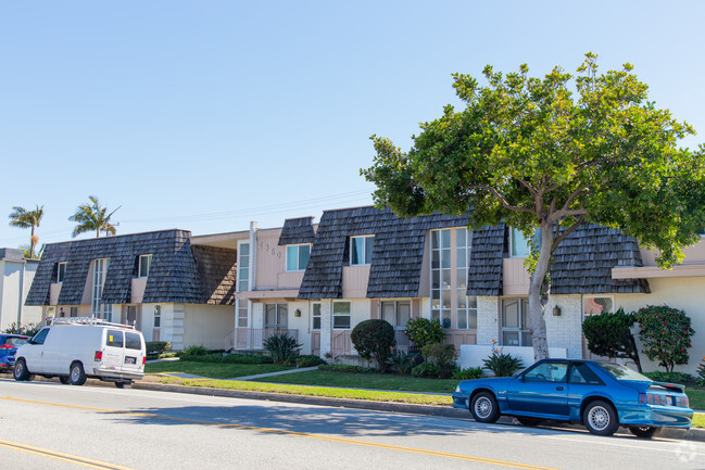 front building - 2960 W 235th St Unit 9 Rental