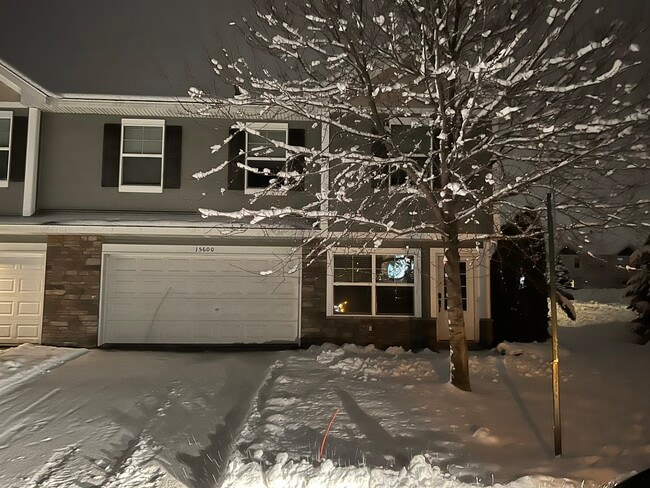 Building Photo - 15600 60th Ave N