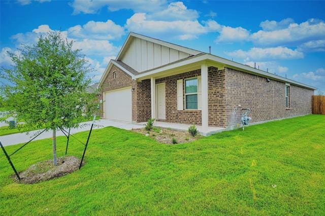 Photo - 1708 Helmoken Falls Dr