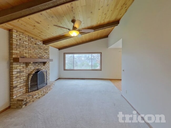 Photo - 4905 Independence St