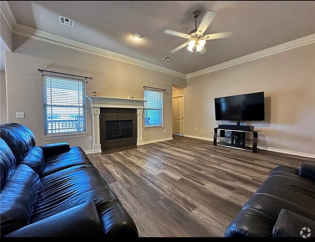 Building Photo - 4570 Cory St Rental