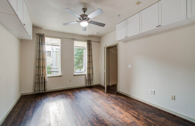 Photo - 505 Jackson Hill St Unit 103