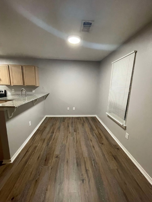 Photo - 885 East Ovilla Road