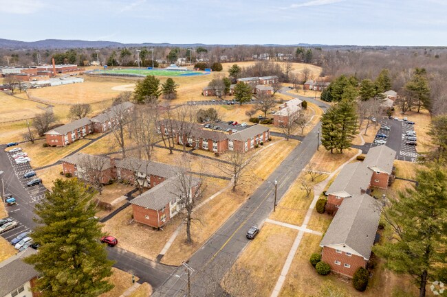 Photo - 14 Revere Dr Unit 1 Bedroom