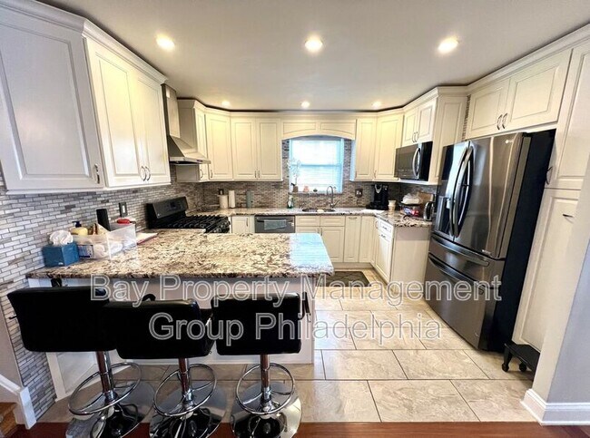 Building Photo - 2988 Welsh Rd