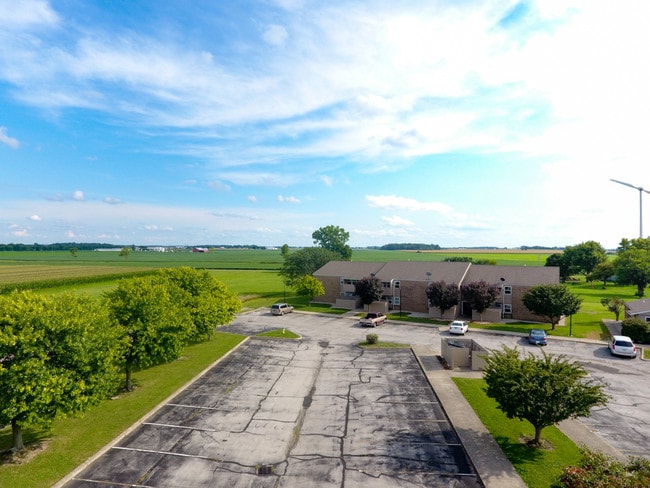 Photo - Maple Leaf Apartments