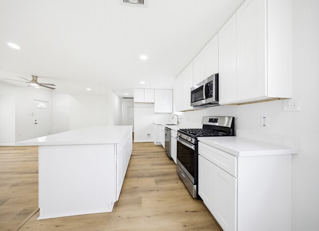 Photo - 7954 Glenvista St