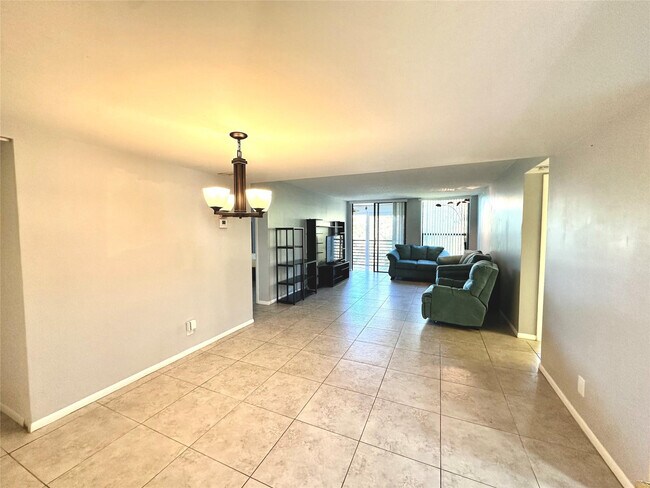 Photo - 6701 N University Dr Unit 310