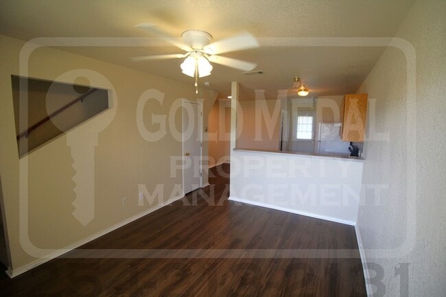 Photo - 4509 Deek Dr Unit B