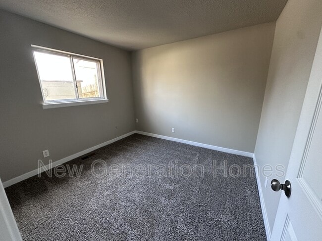 Photo - 2922 Hudson St