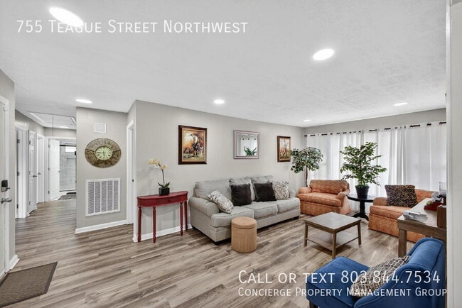 Photo - 755 Teague St NW